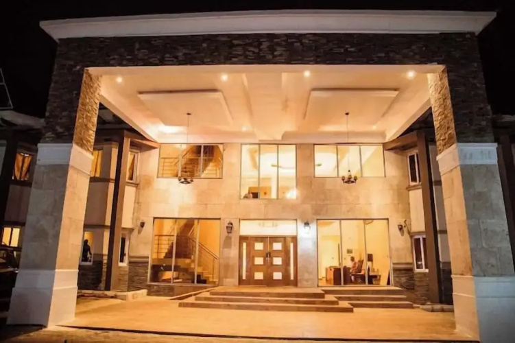 Brava Hotel - Ibadán