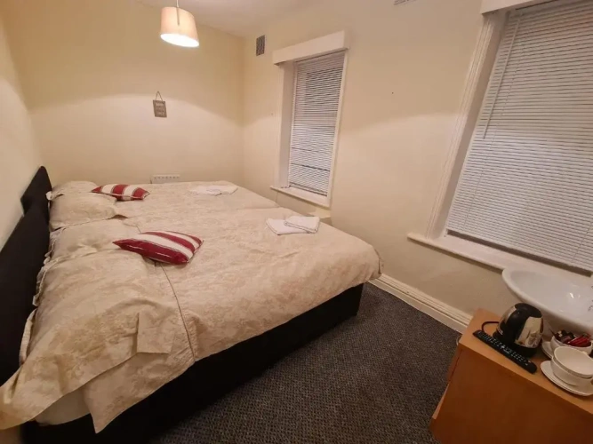 Economy Quadruple room
