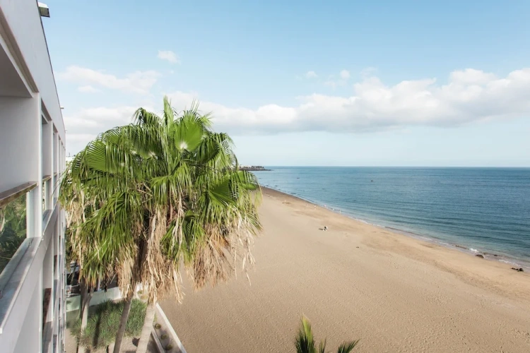 Standard Double room with balcony and with sea view