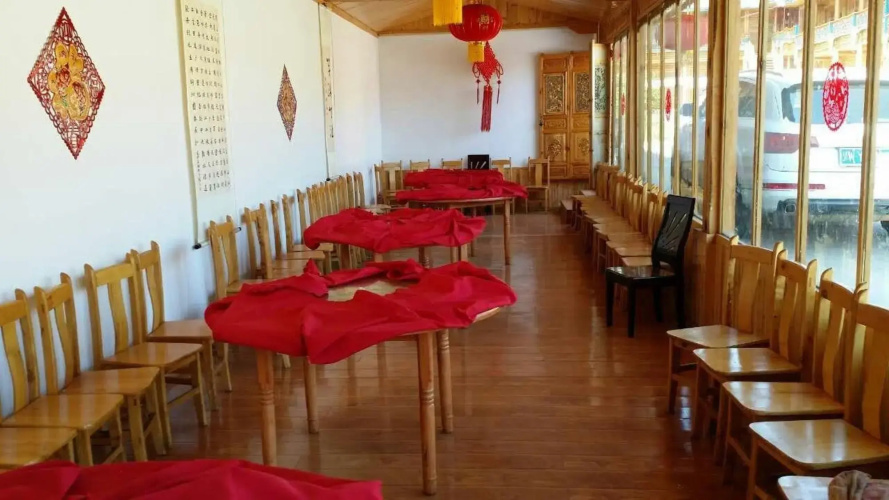 Lugu Lake Youzhua Inn