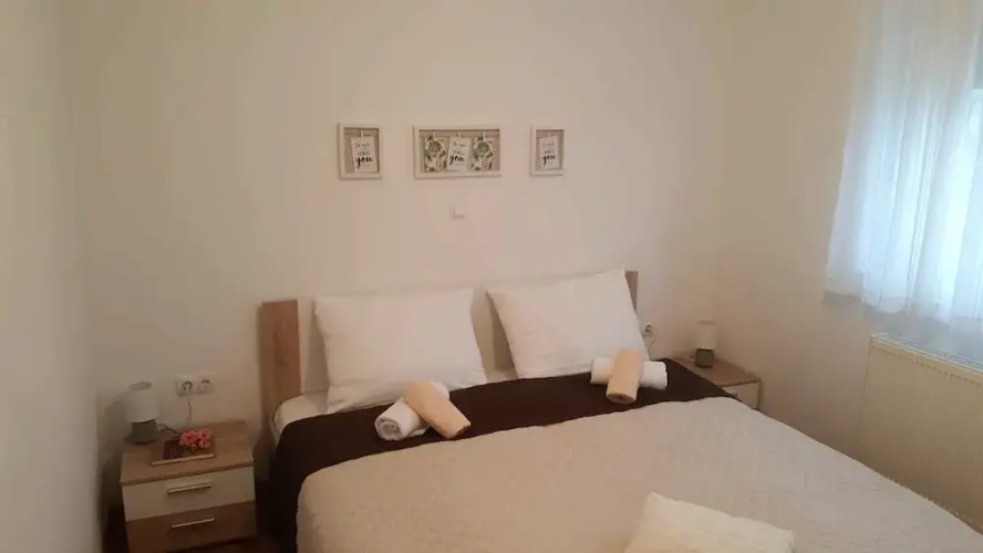 Holiday House Meri