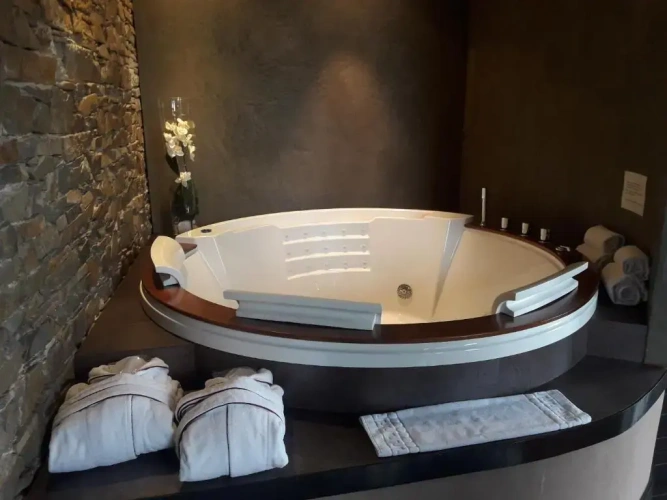 Prestige Suite