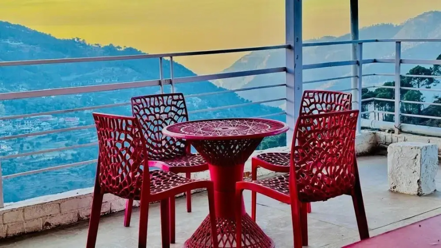 Red Stone Kasauli