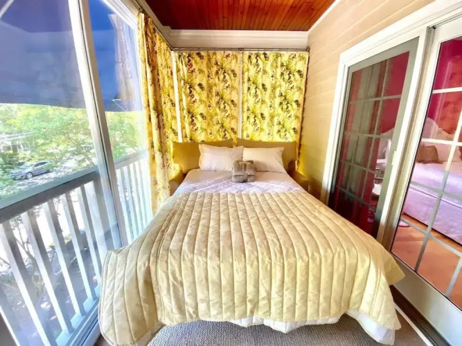 Columbia Avenue 23