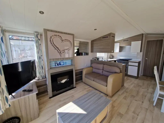 Seaside 6-person Caravan at Rockley Park