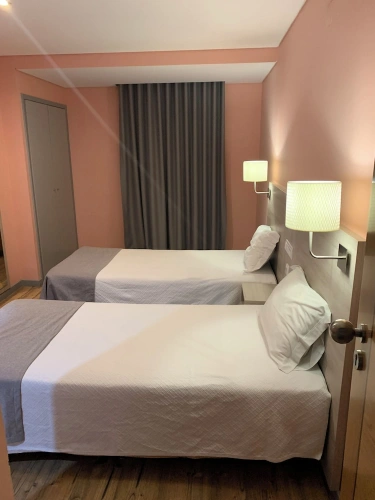 Standard Twin room with city view