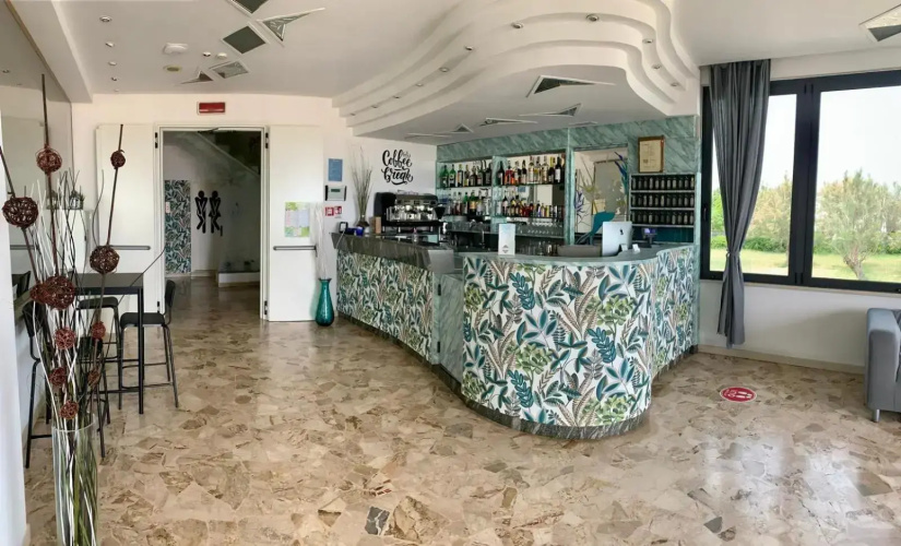 Hotel Tritone