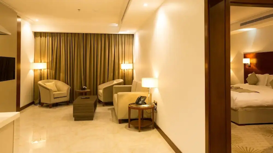 Jiwar Almasi Hotel