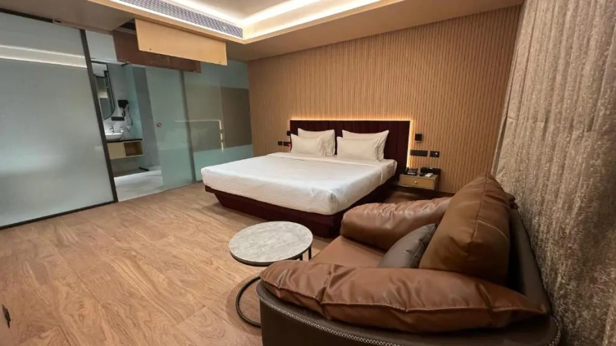 Luxury Suite