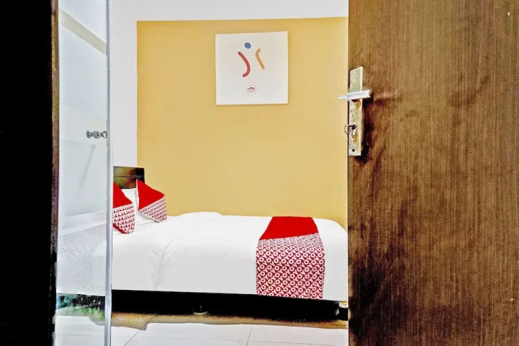 Hotel O Point Hostel