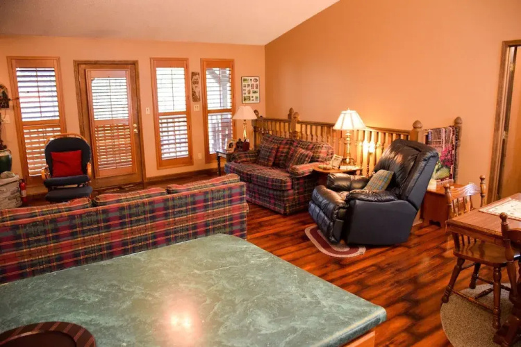 BOUNDARY HAVEN - 3 Br Cabin