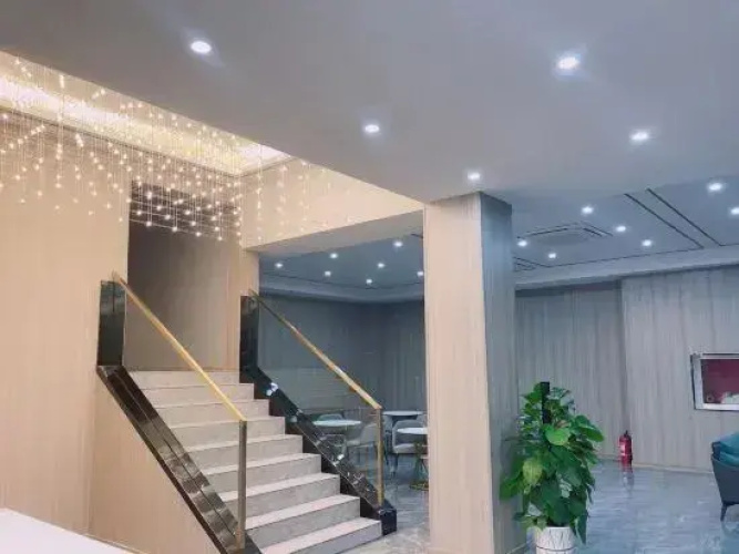 Nice Garden  Hotel (Junan Lingang District Government)