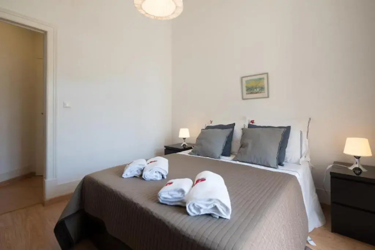 Rent4Rest Dream View Apartment Lisbon
