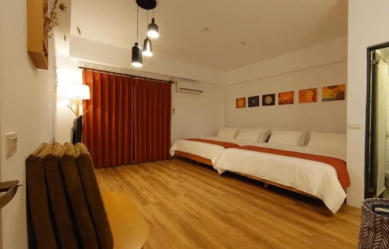 Standard Quadruple room with garden view