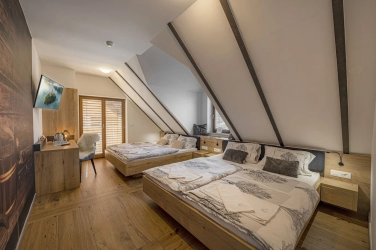 Comfort Quadruple room with balcony
