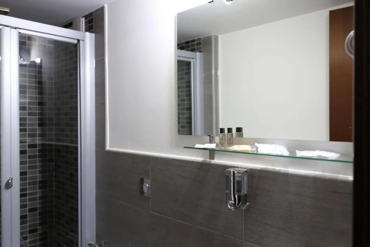 Mirko Luxury Inn
