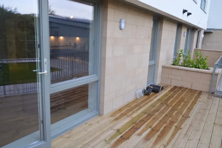 2 Bedroom Ground Floor Flat With Garden