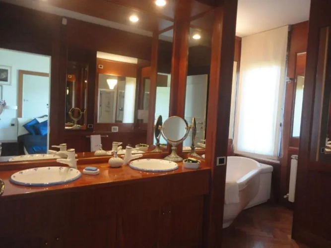 Deluxe Double room with balcony and with sea view