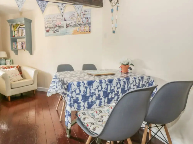 28 Stone Cottage