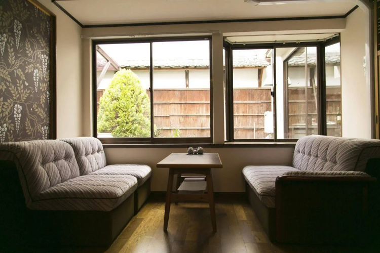 Guesthouse Tomari-ya Caters to Women