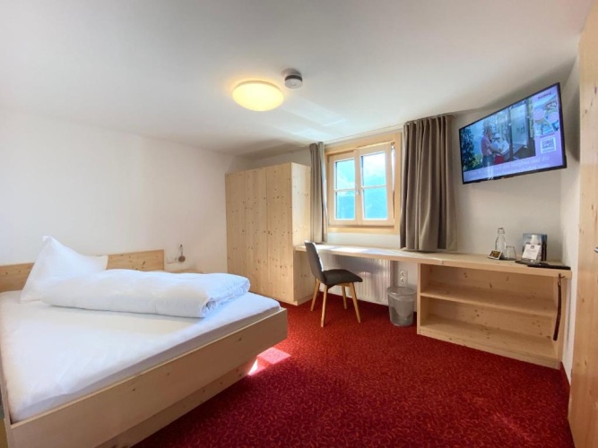 Standard Double room with balcony and with view