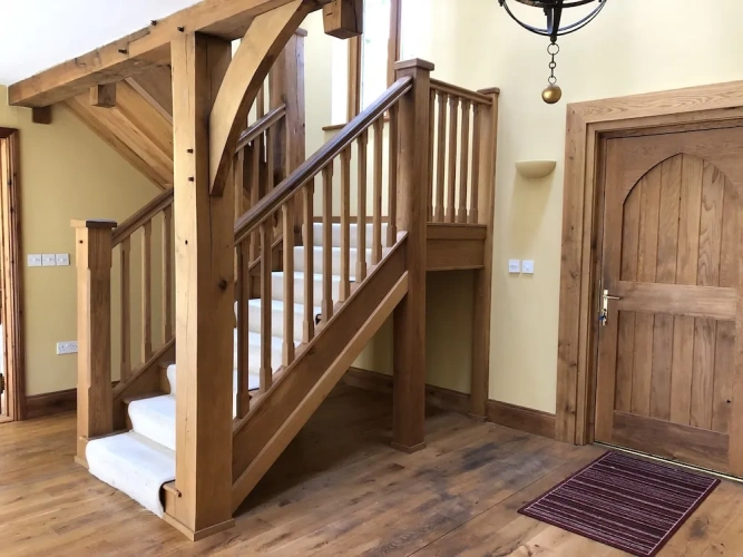 5 Bedrooms Cottage
