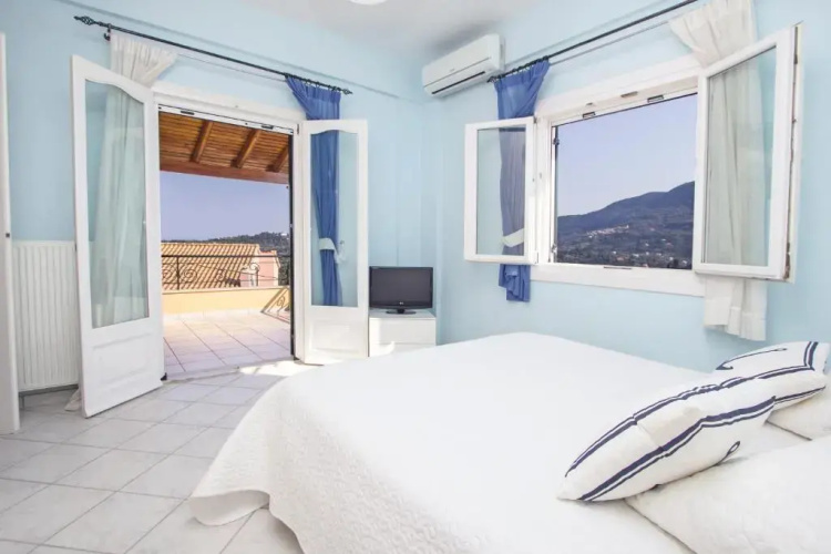 Hilltop Holiday Residence