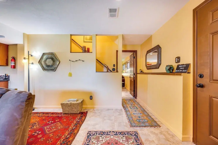 Peaceful Mountain Retreat w/ View, Near Boulder!