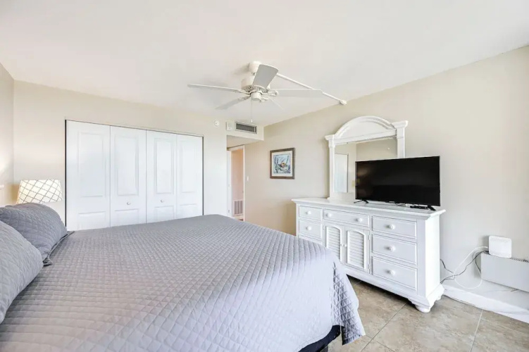 Direct Beach Access: Marco Island Resort Condo!