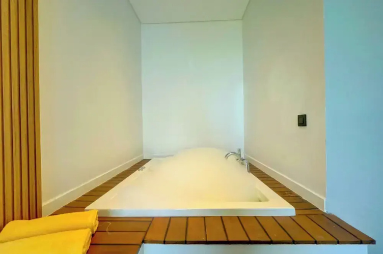 Saturn-4 PLANET LUXURY VILLAS