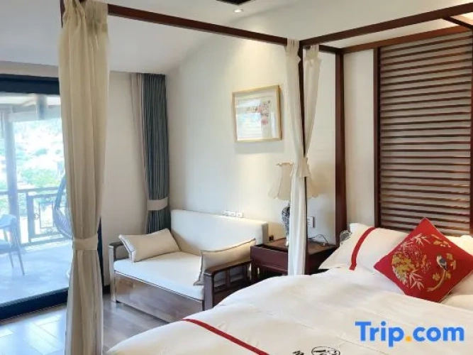 Deluxe room with view