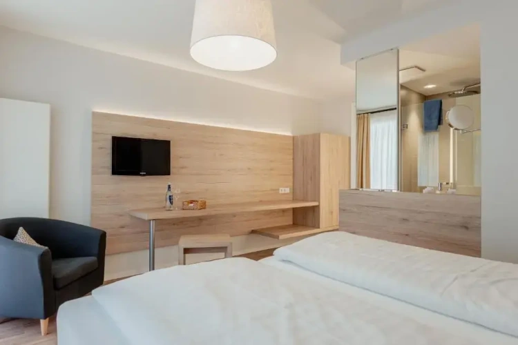 Deluxe Double room with balcony
