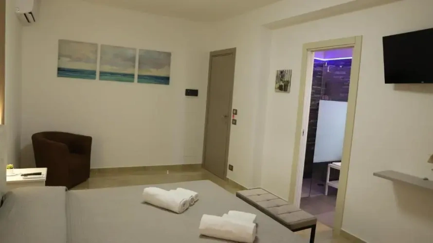 Standard Triple room with balcony