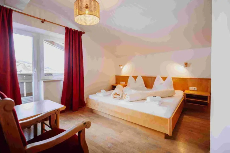 Hotel in the HEART