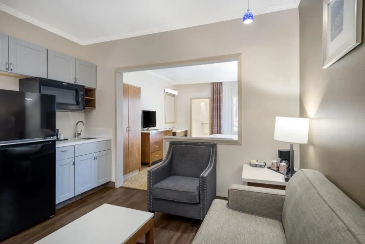 Quadruple Suite