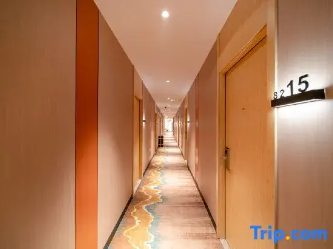 Yunjian Hotel (West Changjiang Road)