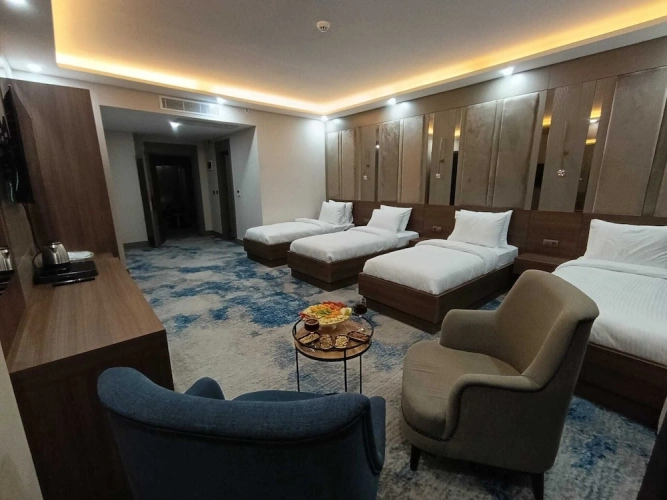 Classic Quadruple room