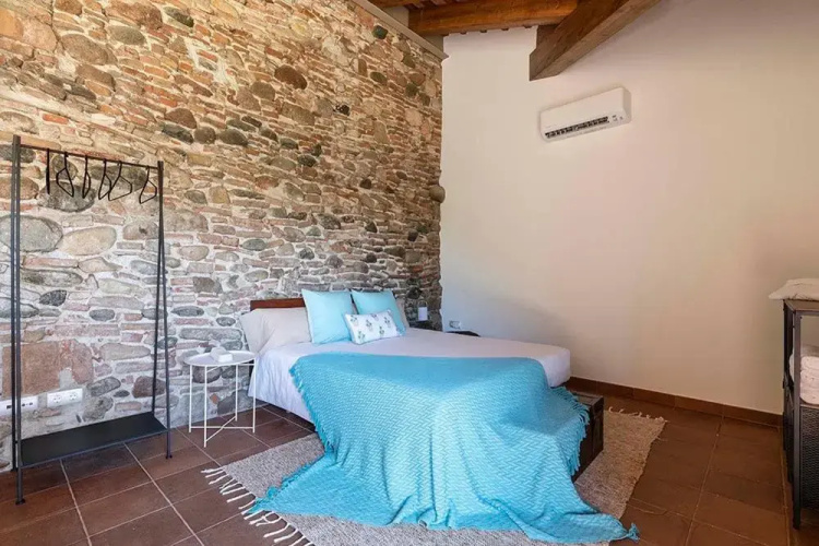 RUSTIC & CHIC b&b