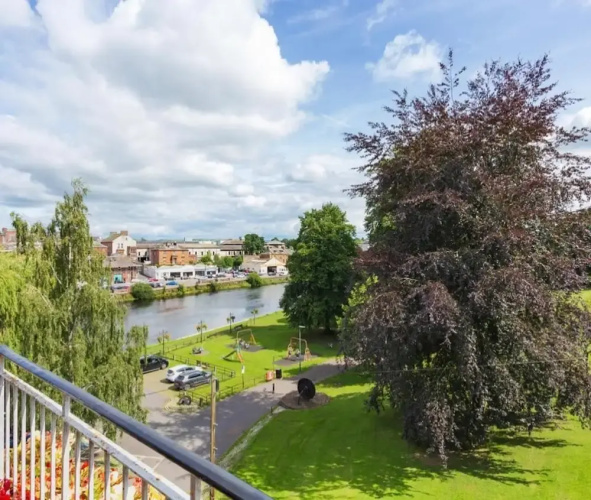 Caul View Apartment in Dumfries