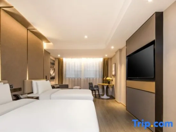 Standard Twin room with garden view
