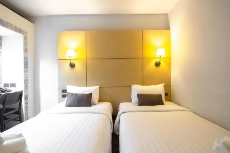 Superior Twin room