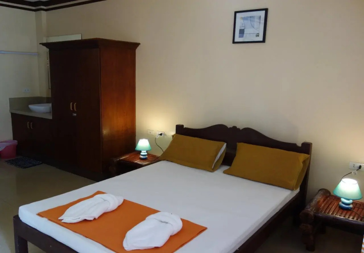 Slam's Garden Dive Resort