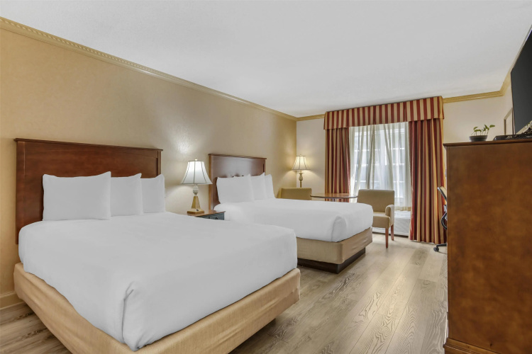 Best Western PLUS Morristown Inn-Florham Park