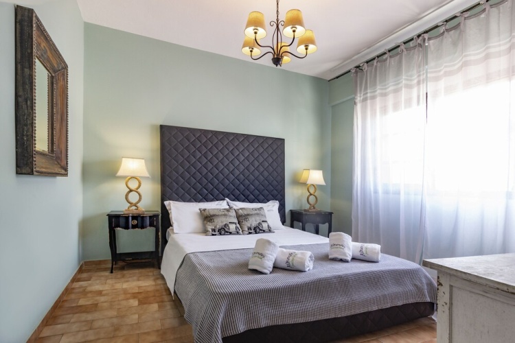1 Bedroom Apartment with balcony