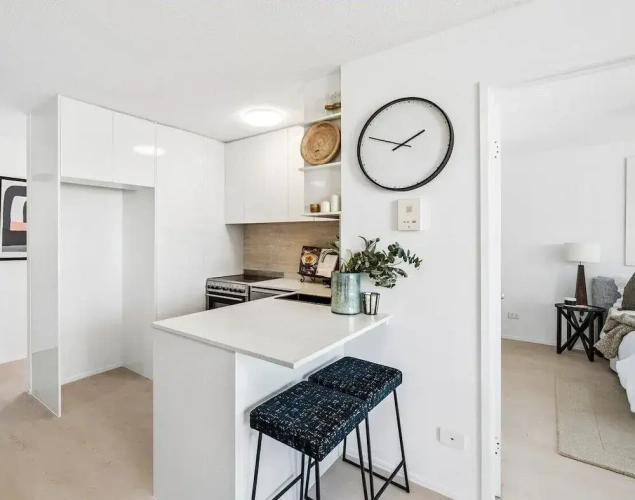 2 Bedrooms Apartment