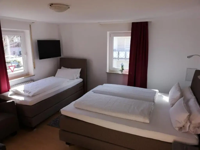 Classic Triple room