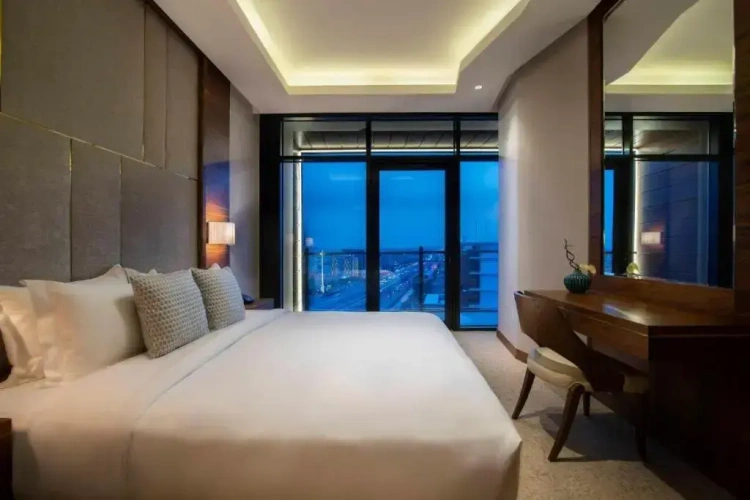 2 Bedrooms Suite