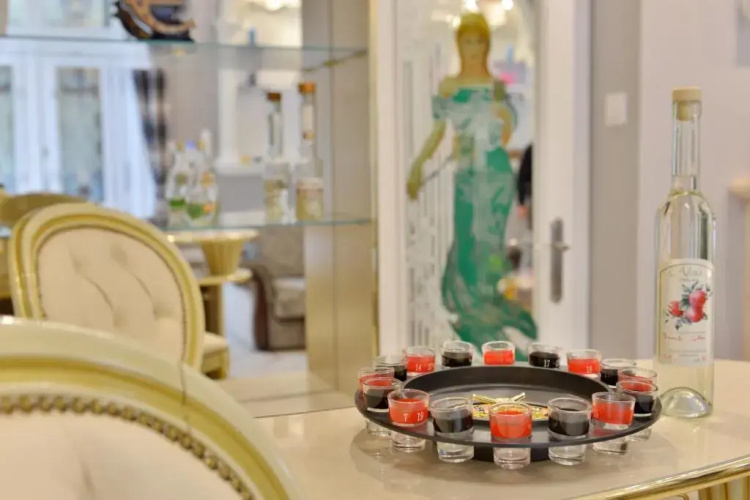 Roza Luxury Apartment