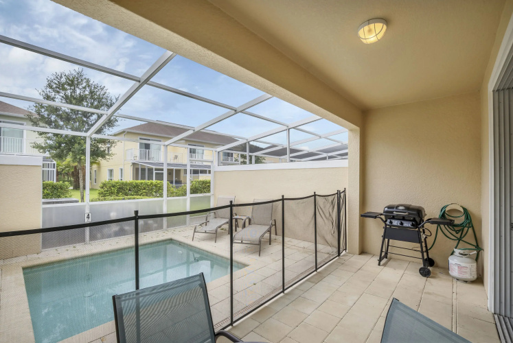 1445RETREAT , Clermont , US