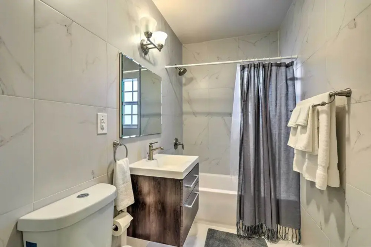 Biscayne Park Vacation Rental w/ Yard!